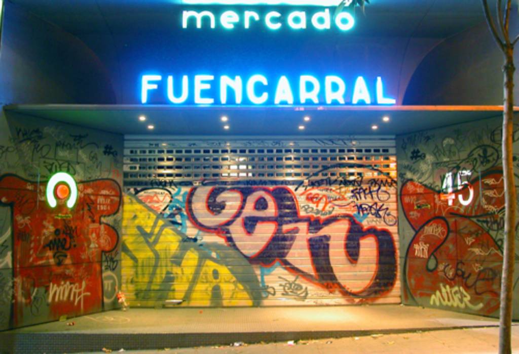Hình ảnh Phố fuencarral - Madrid