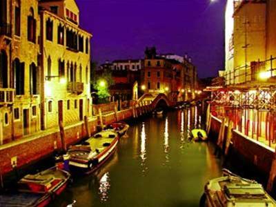Hình bài viết Venice - thành phố của những cây cầu