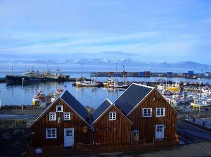 Hình bài viết Iceland tỏa sáng trong băng tuyết