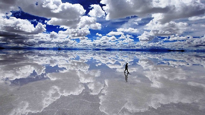 Hình bài viết Salar de Uyuni - "tấm gương phản chiếu" đỉnh nhất thế giới