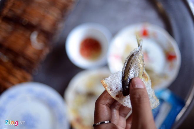 Hình bài viết Thử món bánh khoái cá kình xứ Huế