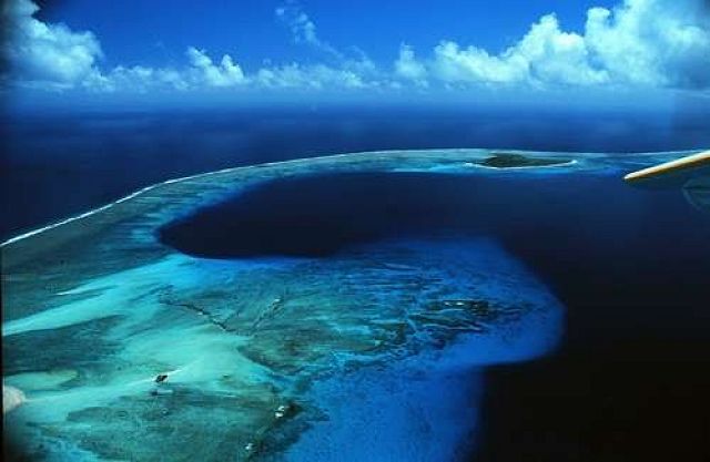 Hình bài viết Khám phá hòn đảo san hô nguy hiểm mang tên bikini