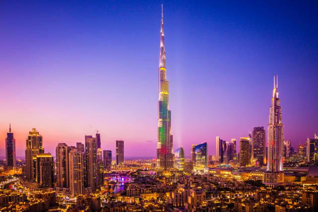Hình bài viết Dubai huyền ảo trong đêm