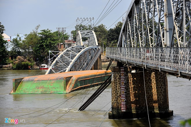 Hình bài viết Cầu Ghềnh, cây cầu trăm tuổi của Biên Hòa
