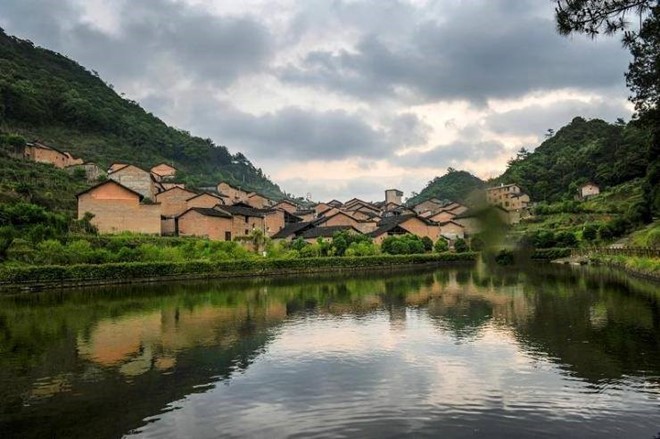 Hình bài viết Tham quan ngôi làng hơn 1.000 năm tuổi ở Trung Quốc