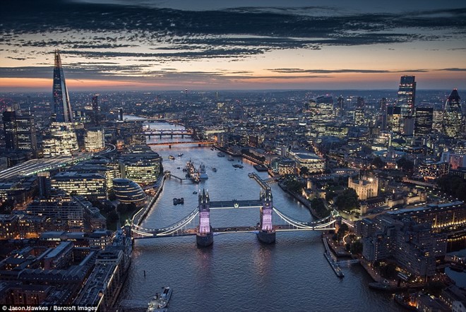 Hình bài viết Bộ ảnh thắng cảnh London chụp từ trên cao