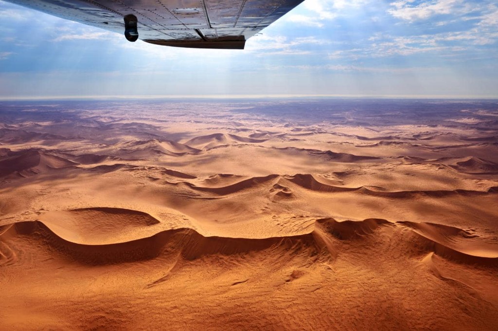 Hình bài viết Vẻ kỳ ảo của những sa mạc đẹp nhất thế giới-P1