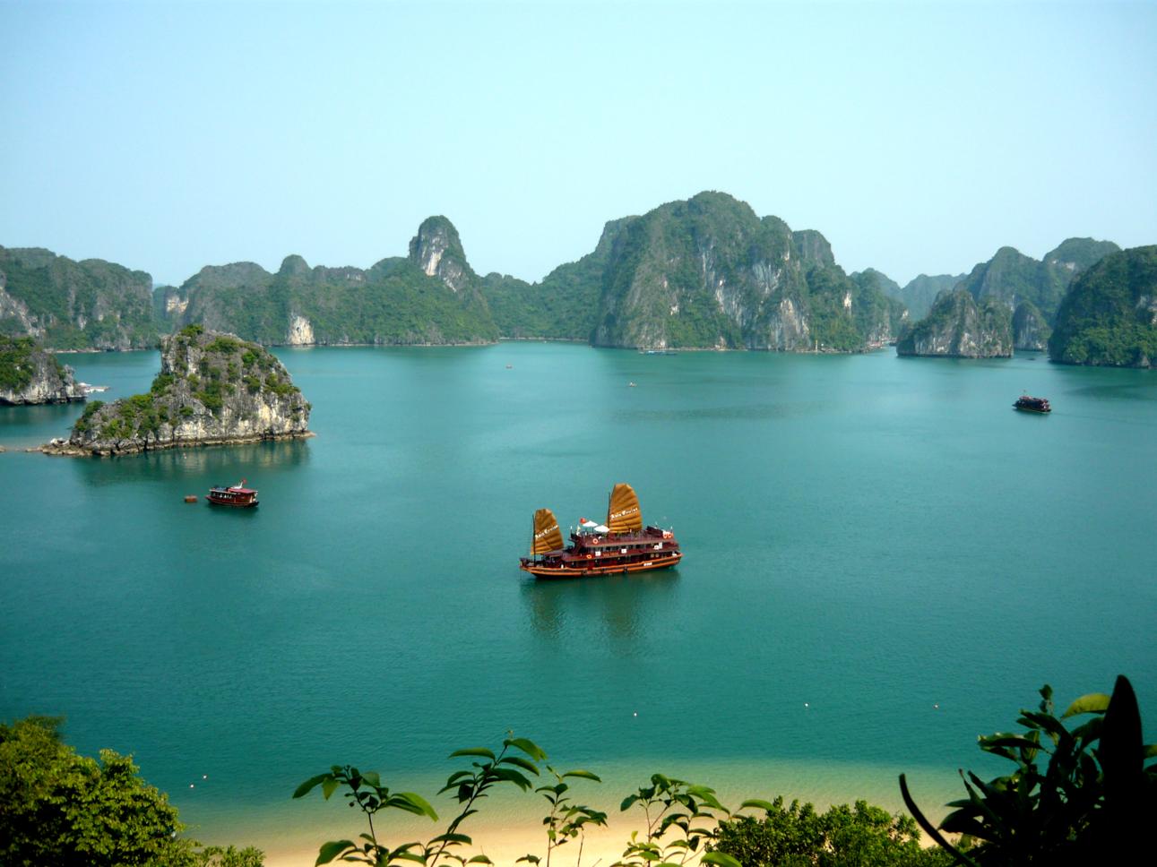 Hình ảnh 1.Halong Asia Cruise - Quảng Ninh