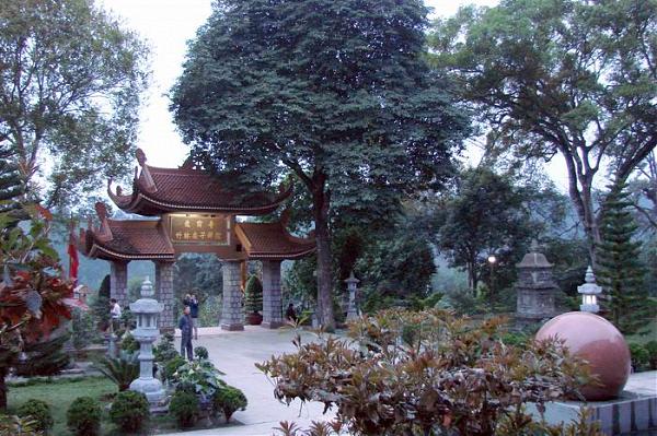 Hình ảnh Thiền viện trúc lâm yêu tự - Khu danh thắng Yên Tử