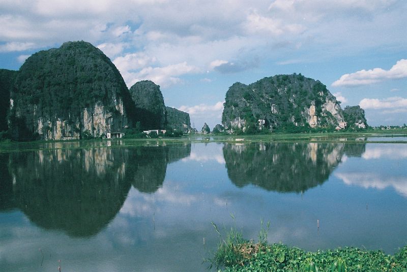 Hình ảnh Tràng An - Hạ Long trên cạn - Khu du lịch sinh thái Tràng An