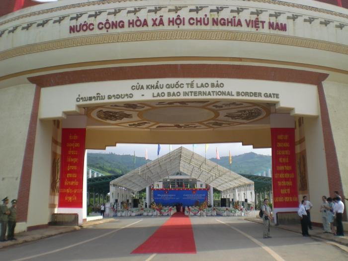 Hình ảnh Cua khau quoc te Lao Bao - Khu căn cứ quân sự Khe Sanh