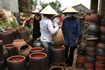 Hình ảnh Anh 3 - Làng gốm Phù Lãng