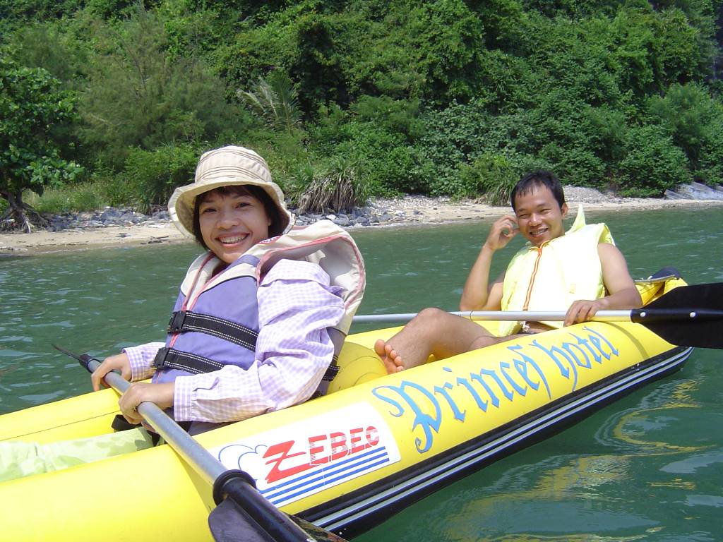 Hình ảnh Kayak - Đảo Cát Bà