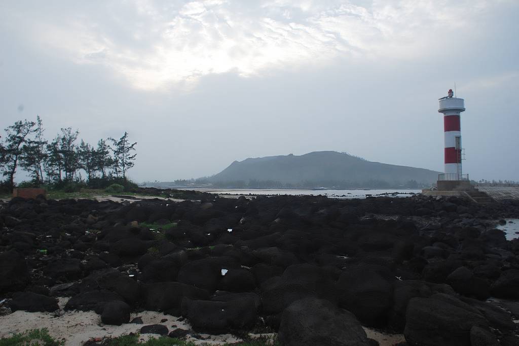 Hình ảnh 1ngon nui lon cua ly son. - Lý Sơn