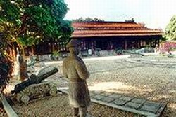 Hình ảnh Bao Tang My thuat cung dinh Hue - By vietnamnet.vn.jpg - Điện Long An