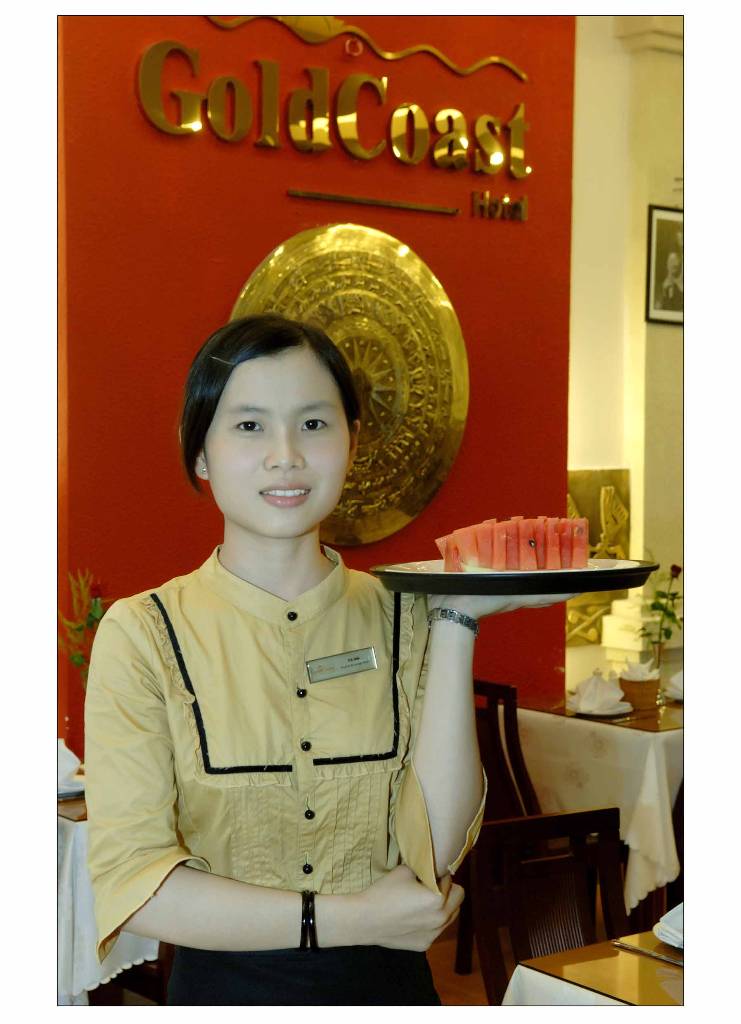 Hình ảnh Service Staff - HAGL Plaza Hotel Danang