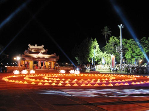 Hình ảnh benvanlau.jpg - Nghênh Lương Đình