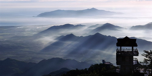 Hình bài viết Bà Nà sương giăng