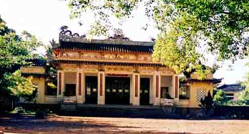 Hình ảnh Chua Tu Dam - By www.quangduc.com.jpg - Chùa Từ Đàm