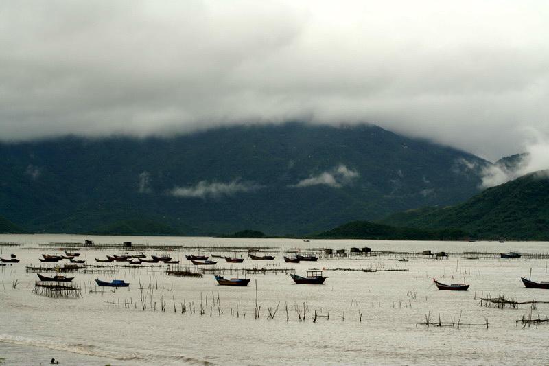 Hình ảnh Hòn Ông nhìn từ xa - Hòn Ông