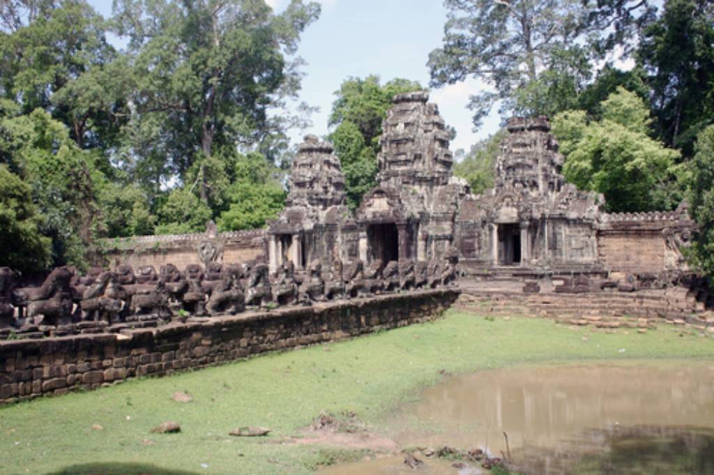 Hình ảnh Loi vao phia dong Preah Khan.jpg - Preah Khan