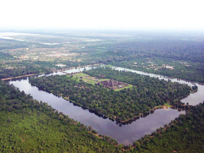 Hình ảnh Angkor_Wat_from_the_air.jpg - Campuchia