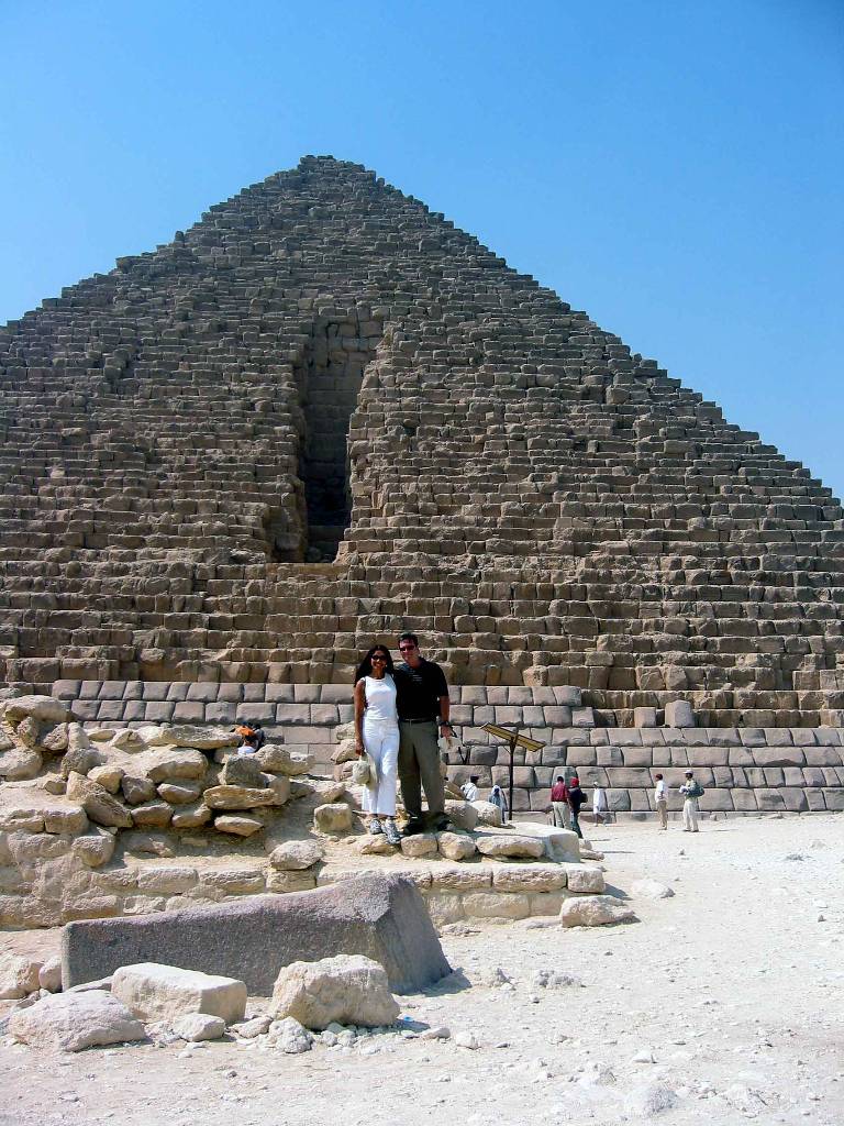 Hình ảnh Menkaure01.jpg - Kim tự tháp Menkaure
