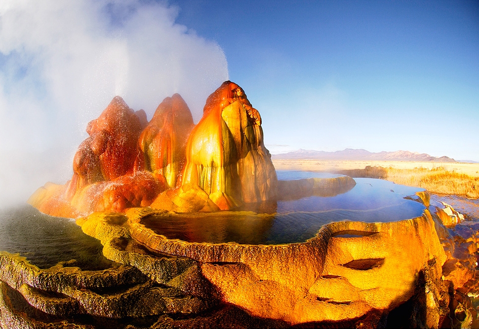 Hình bài viết Huyền bí và kì lạ, giếng phun Fly Geyser