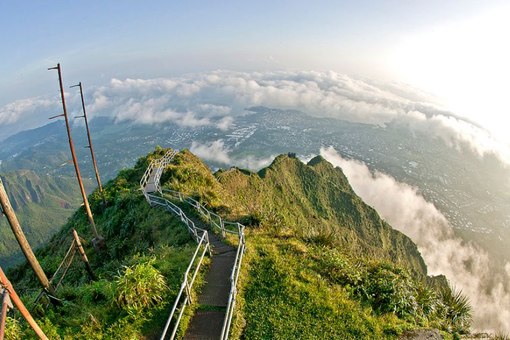 Hình bài viết Những " nấc thang lên thiên đàng " ở Hawaii