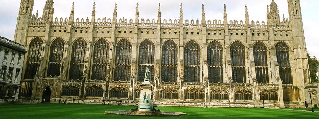 Hình ảnh Toàn cảnh phía trước đại học Cambridge - Đại học Cambridge