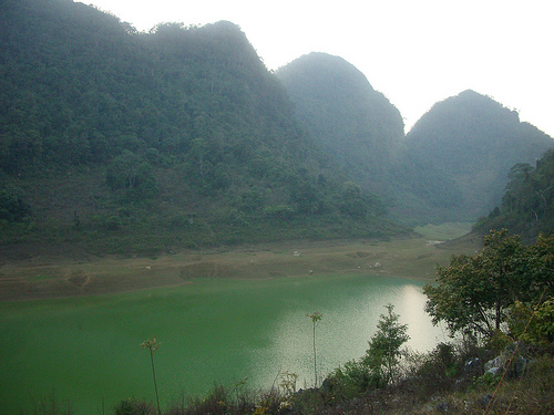 Hình ảnh Hồ Thang Hen - Hồ Thang Hen