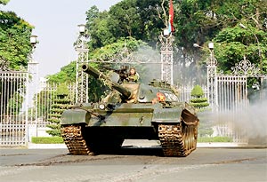 Hình ảnh ReunificationPalace _tank1.jpg - Dinh Thống Nhất