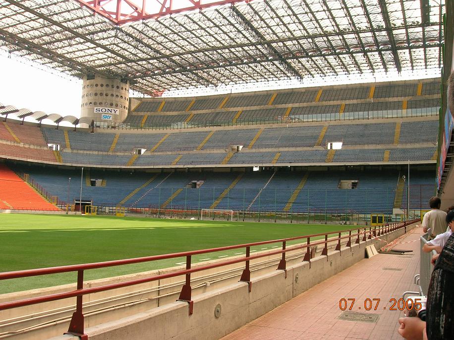 Hình ảnh SanSiro cánh phải - Sân vận động San Siro