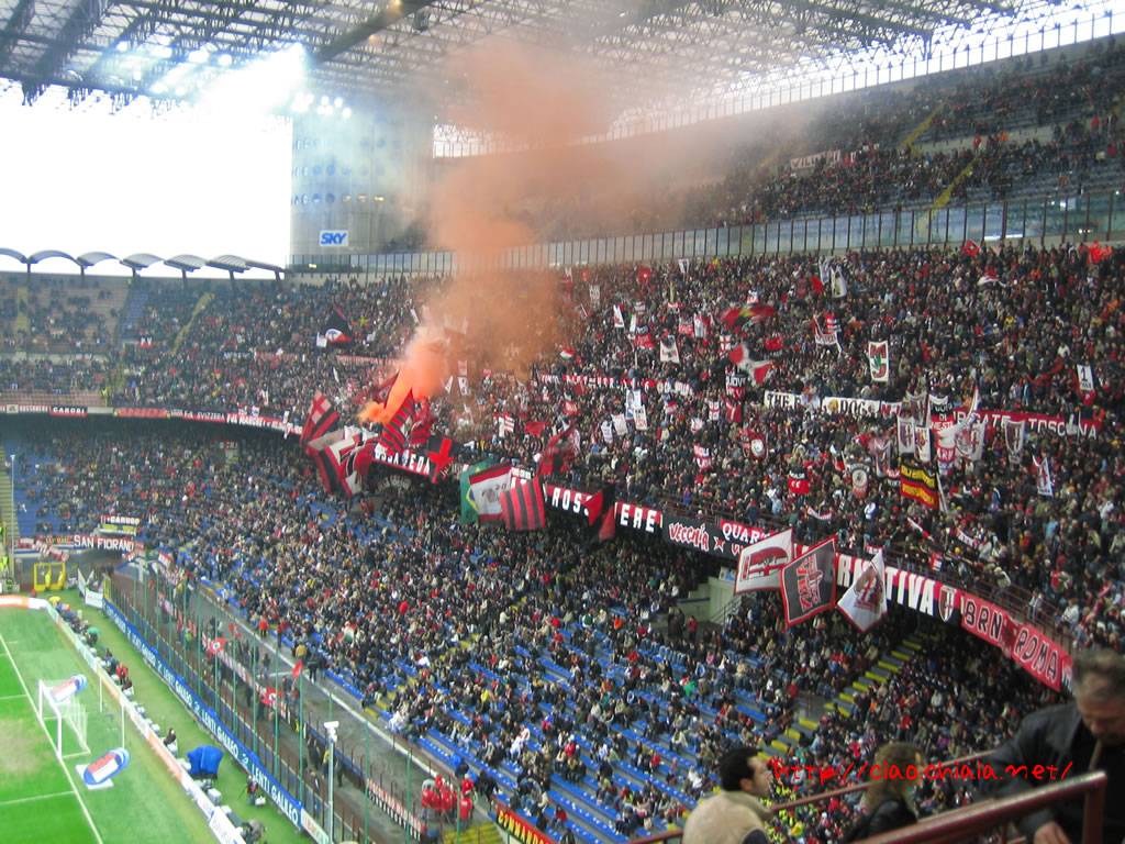 Hình ảnh Khán giả cuồng nhiệt SanSiro - Sân vận động San Siro