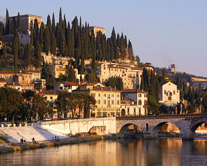 Hình ảnh Hoàn hôn tại verona - Verona