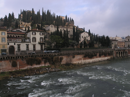 Hình ảnh Nhìn từ biển vào thành phố - Verona