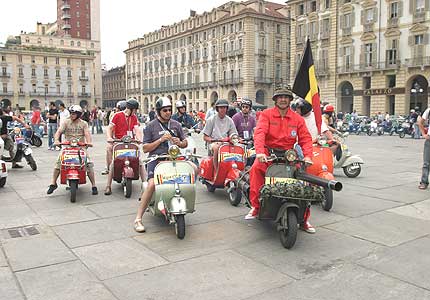 Hình ảnh Không khí bóng đá tại turin - Turin