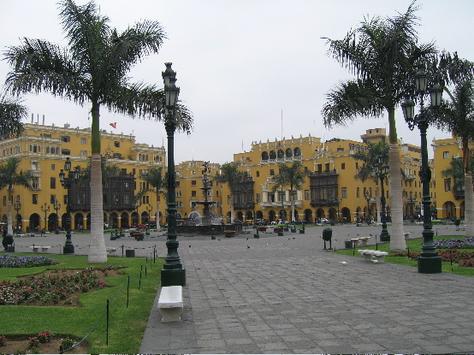 Hình ảnh Nhìn quảng trường từ xa - Quảng trường Plaza Mayor