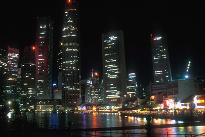 Hình bài viết Singapore: Đêm dài bất tận...