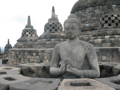 Hình ảnh Tượng phật tại borobudur. - Borobudur