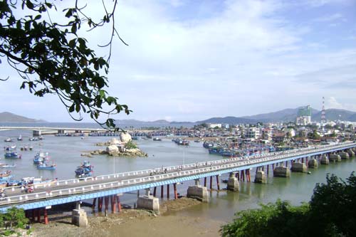 Hình ảnh Xom Bong Bridge - Nha Trang