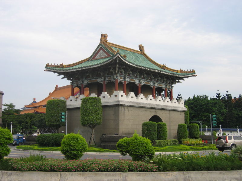 Hình ảnh East_Gate.JPG - Tân Trúc