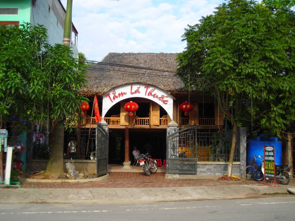 Hình ảnh Tắm lá thuốc của người Dao đỏ - Hà Giang