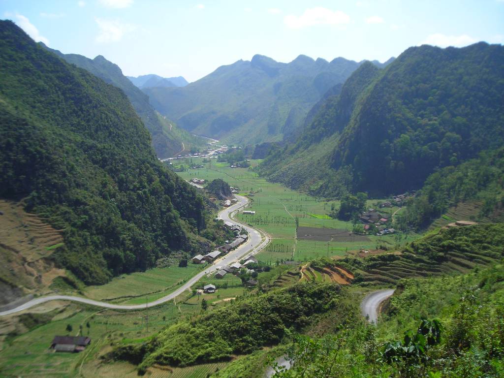 Hình ảnh Cung đường đẹp đi Lũng Cú - Lũng Cú