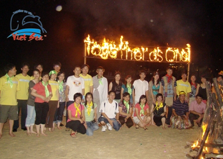 Hình ảnh Vietnam Teambuilding - Camp fire.jpg - Vịnh Hạ Long