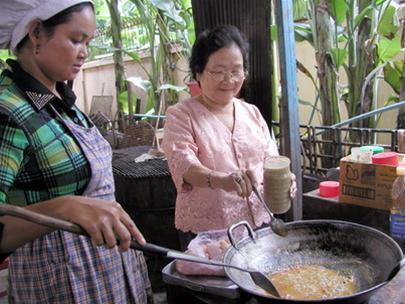 Hình bài viết Lang thang với... mắm bò hóc!