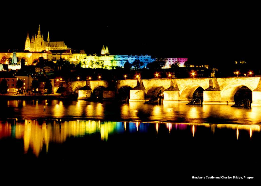 Hình ảnh PragueCastleAtNight - Prague