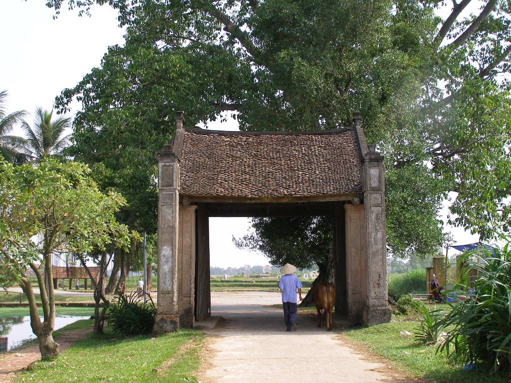 Hình bài viết Về thăm làng cổ Đường Lâm