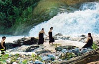 Hình bài viết Khu tắm khoáng Hua Pe
