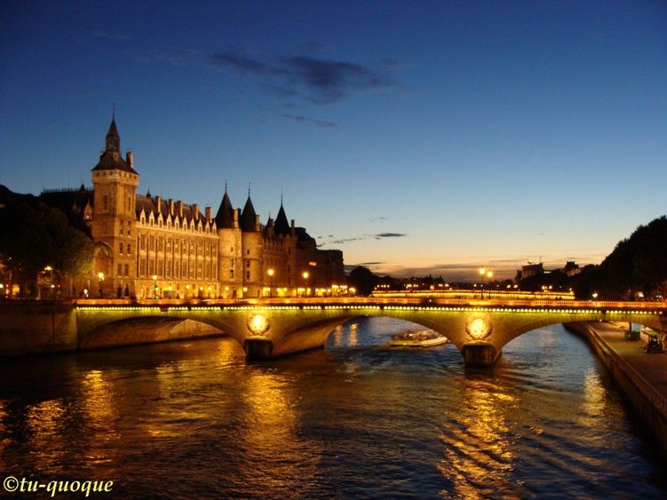 Hình bài viết 9 địa danh tuyệt đẹp để khám phá nước Pháp